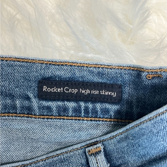 Citizens of Humanity Rocket Crop High Rise Skinny Distressed Denim Size 29 CB 56 - Picture 5 of 12